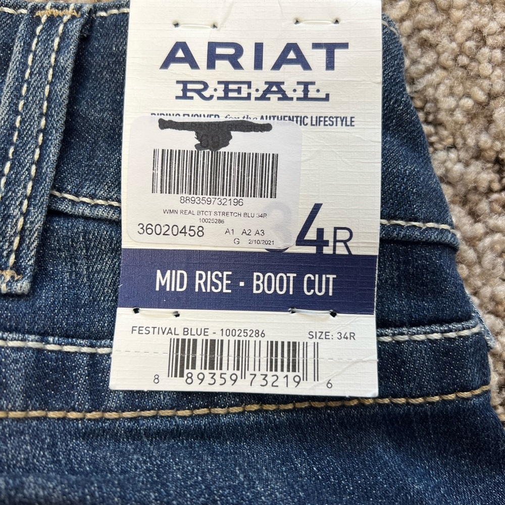 Dark Wash Bootcut Jeans - Picture 3 of 3